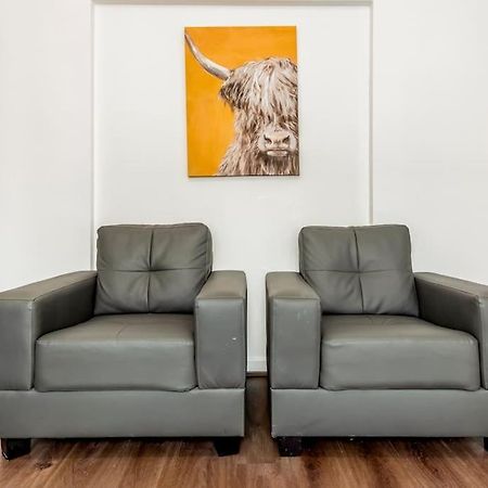 Home Near Anfield And Everton Fc With Free Parking 리버풀 외부 사진
